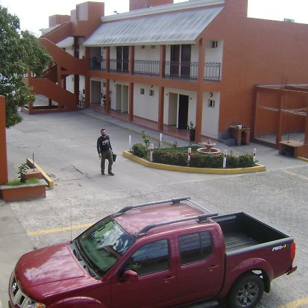ماساتلان Hotel El Descanso المظهر الخارجي الصورة
